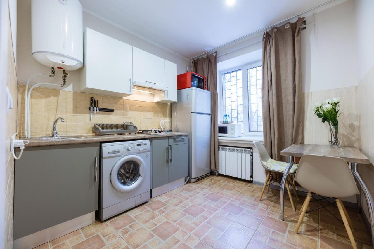 Ferienwohnung На Палаце Спорта Kiew Exterior foto