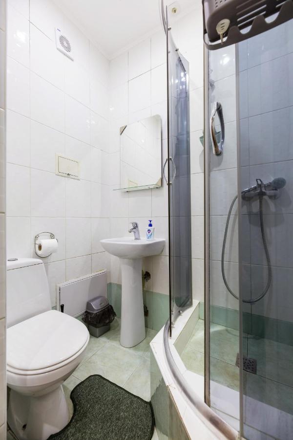 Ferienwohnung На Палаце Спорта Kiew Exterior foto